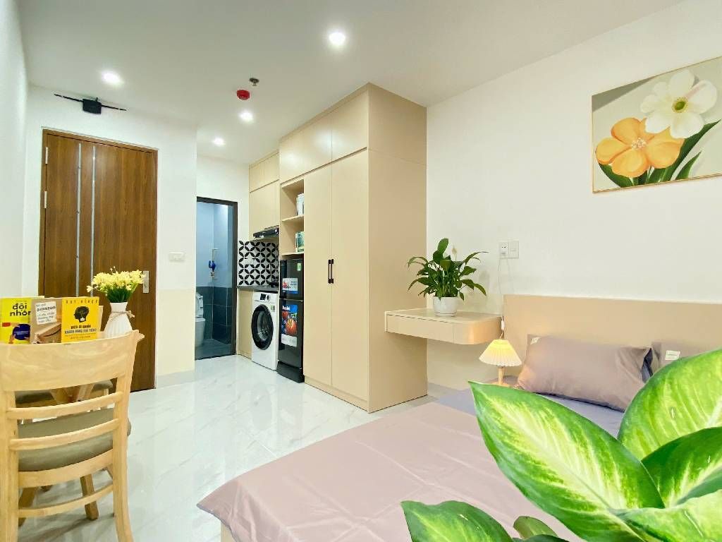 Hạ sốc 1 TỶ! Nhà 7 tầng thang máy Hồ Tùng Mậu – 10 phòng cho thuê, dòng tiền sẵn chỉ 12.8 tỷ